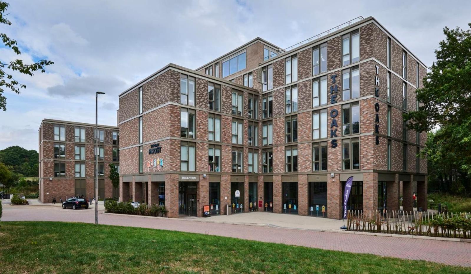 For Students Only The Oaks In Coventry Apartment Exterior photo